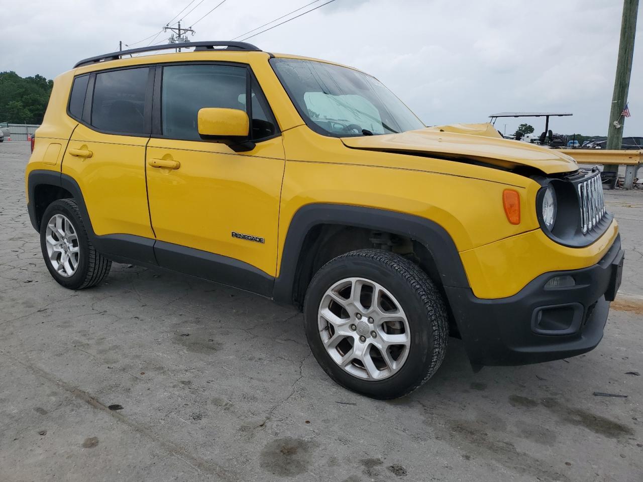 2016 Jeep Renegade Latitude - Image 4