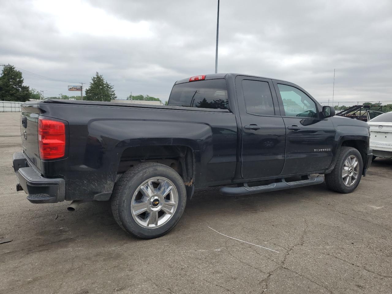 2015 Chevrolet Silverado C1500 - Фото 3
