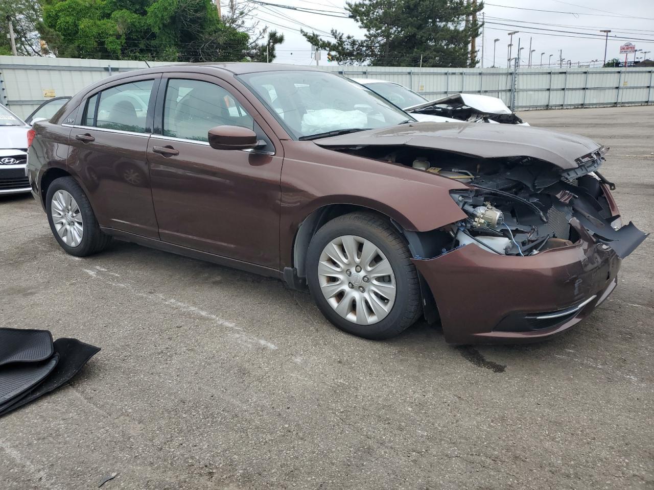2012 Chrysler 200 Lx - Фото 4