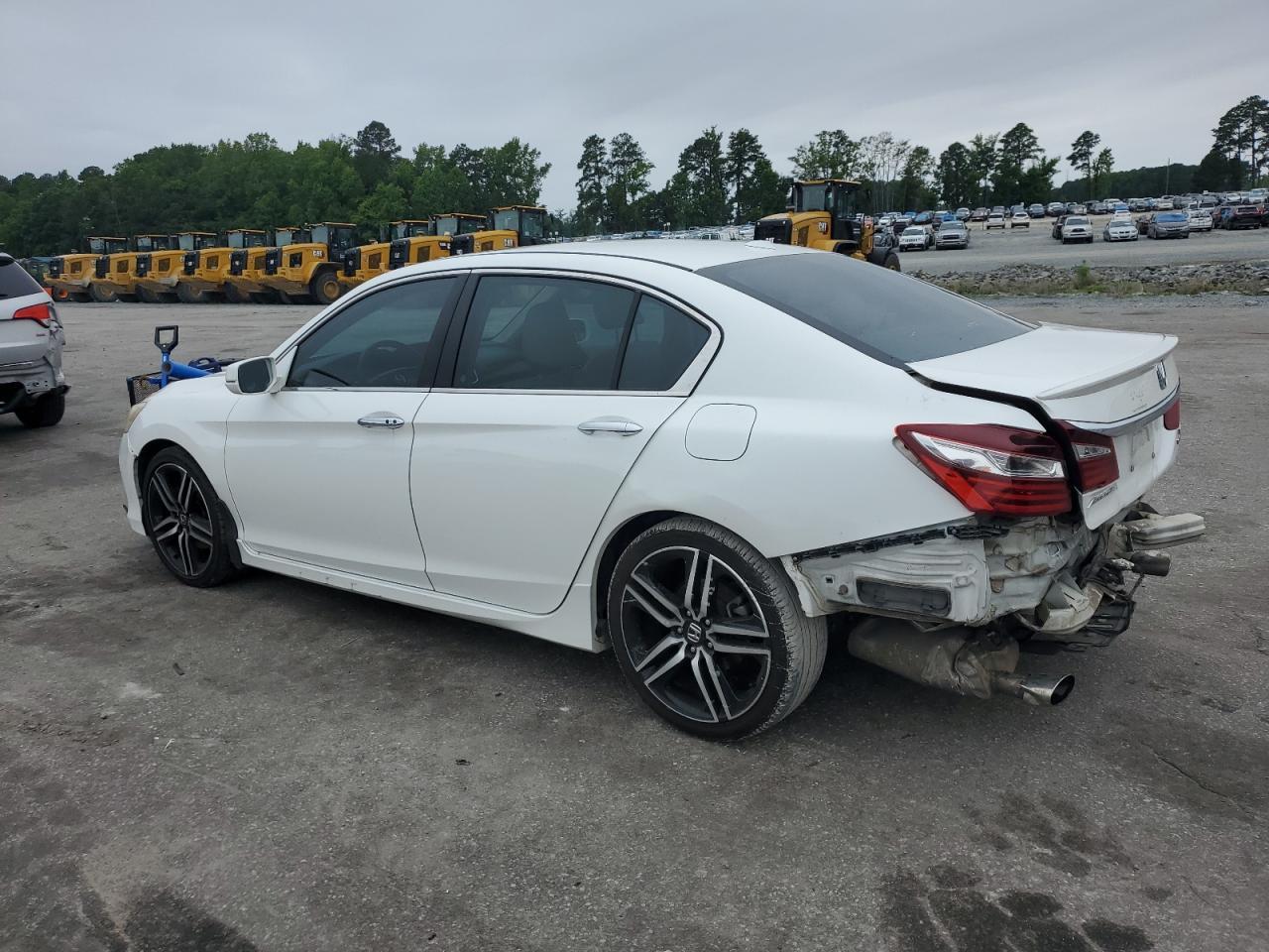 2017 Honda Accord Touring - Фото 2