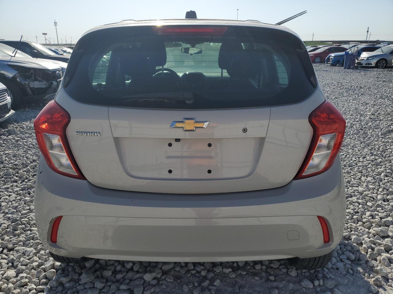2019 Chevrolet Spark Ls - Фото 6