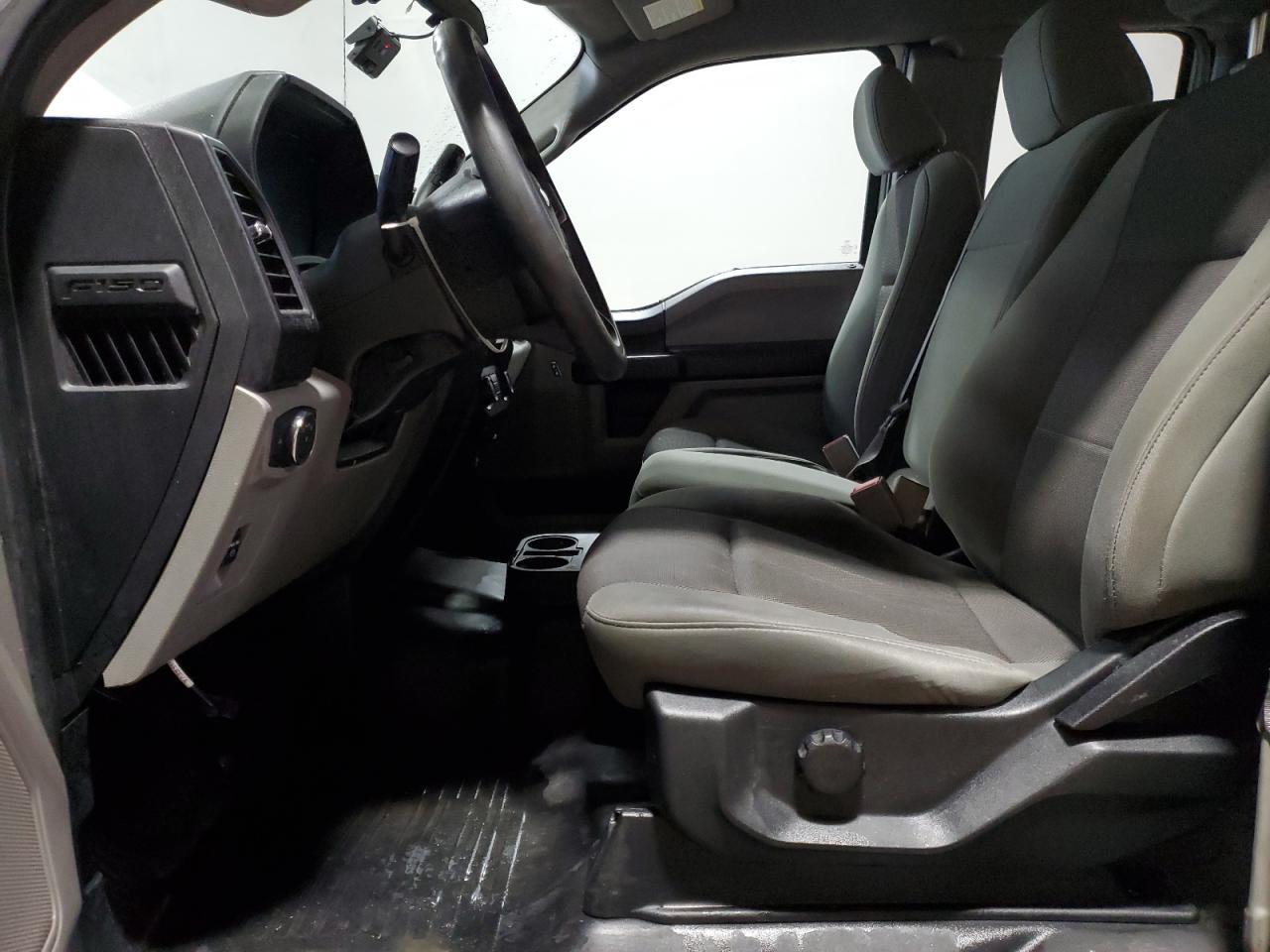 2019 Ford F150 Super Cab - Фото 7