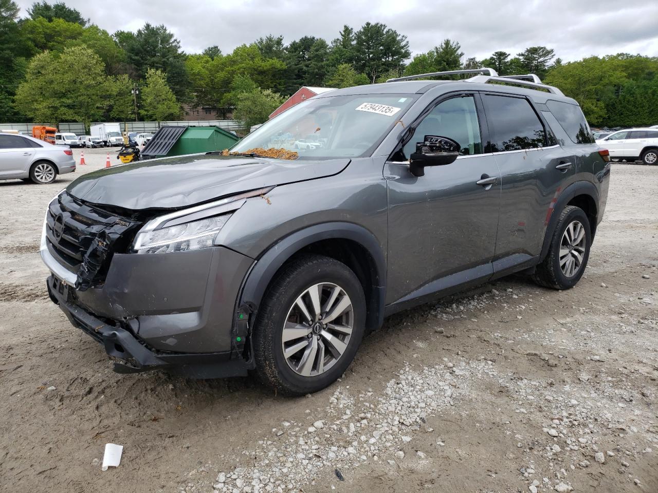2022 Nissan Pathfinder Sl