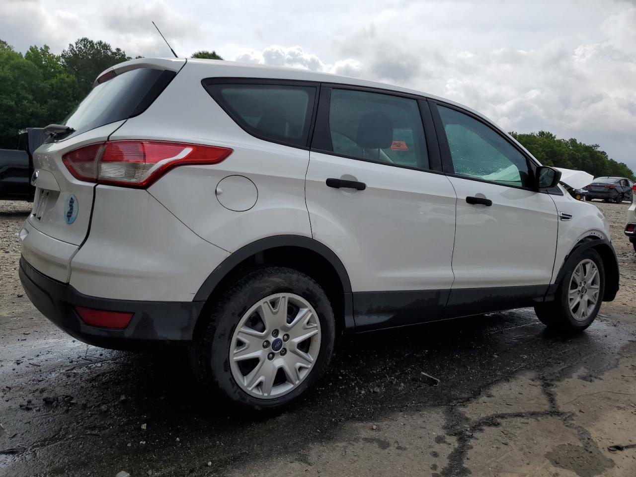 2013 Ford Escape S - Image 3