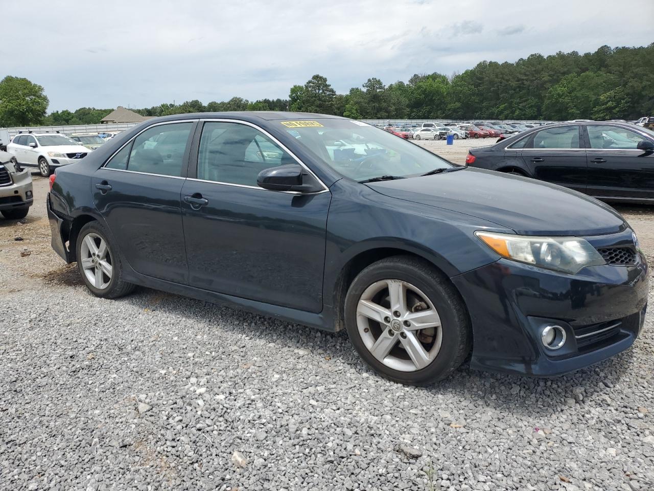 2014 Toyota Camry L - Фото 4