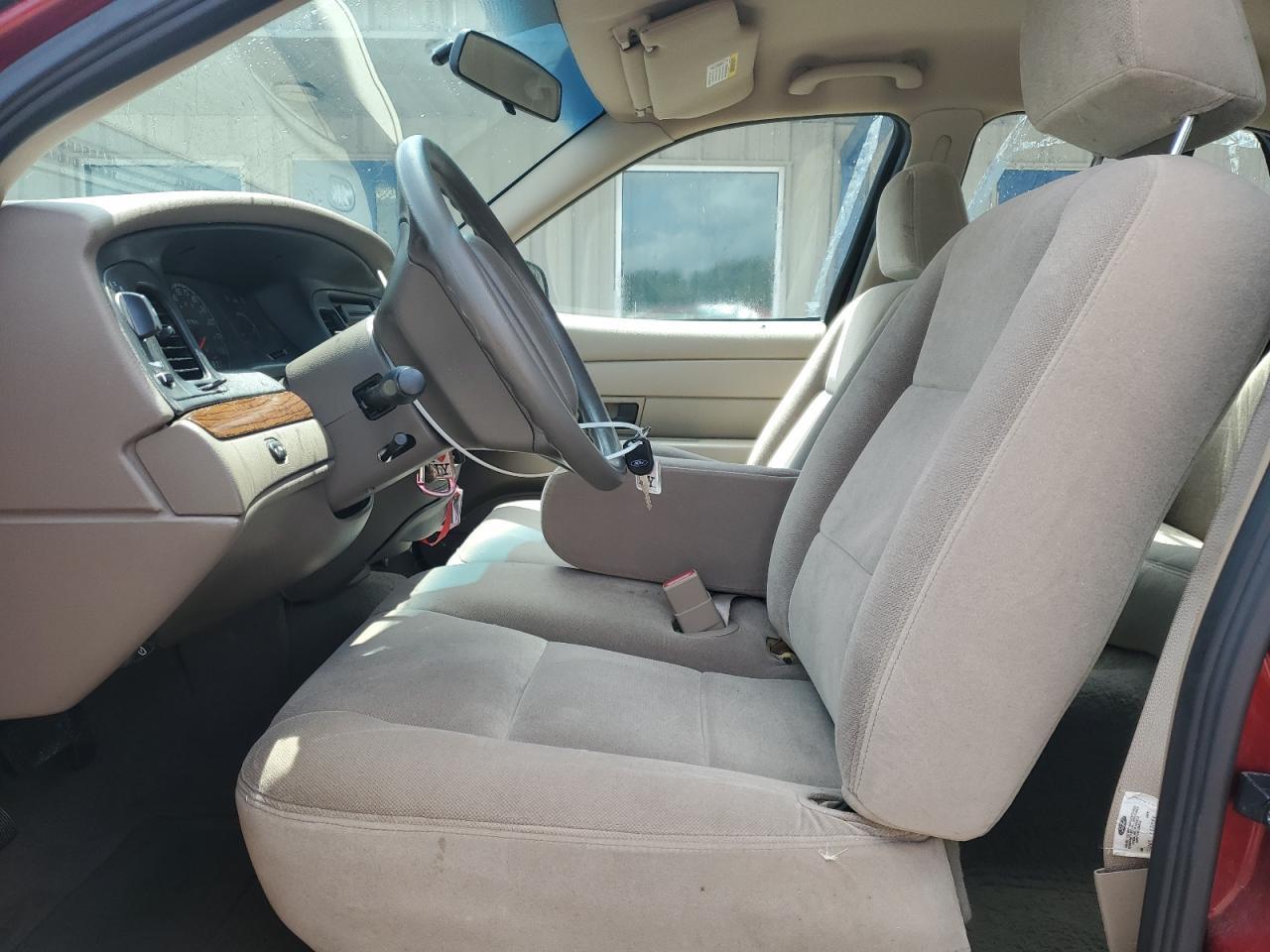 2003 Ford Crown Victoria - Фото 7