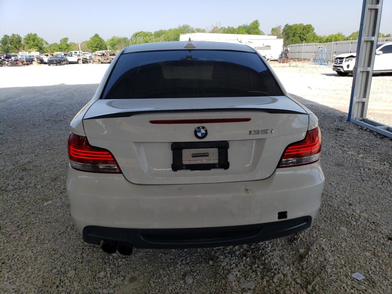 2009 BMW 135 I - Image 6