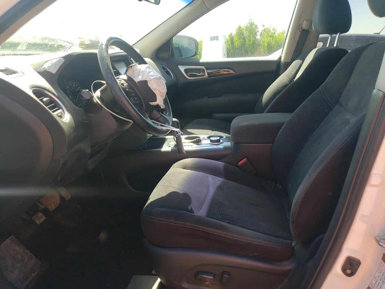 2013 Nissan Pathfinder S - Image 7