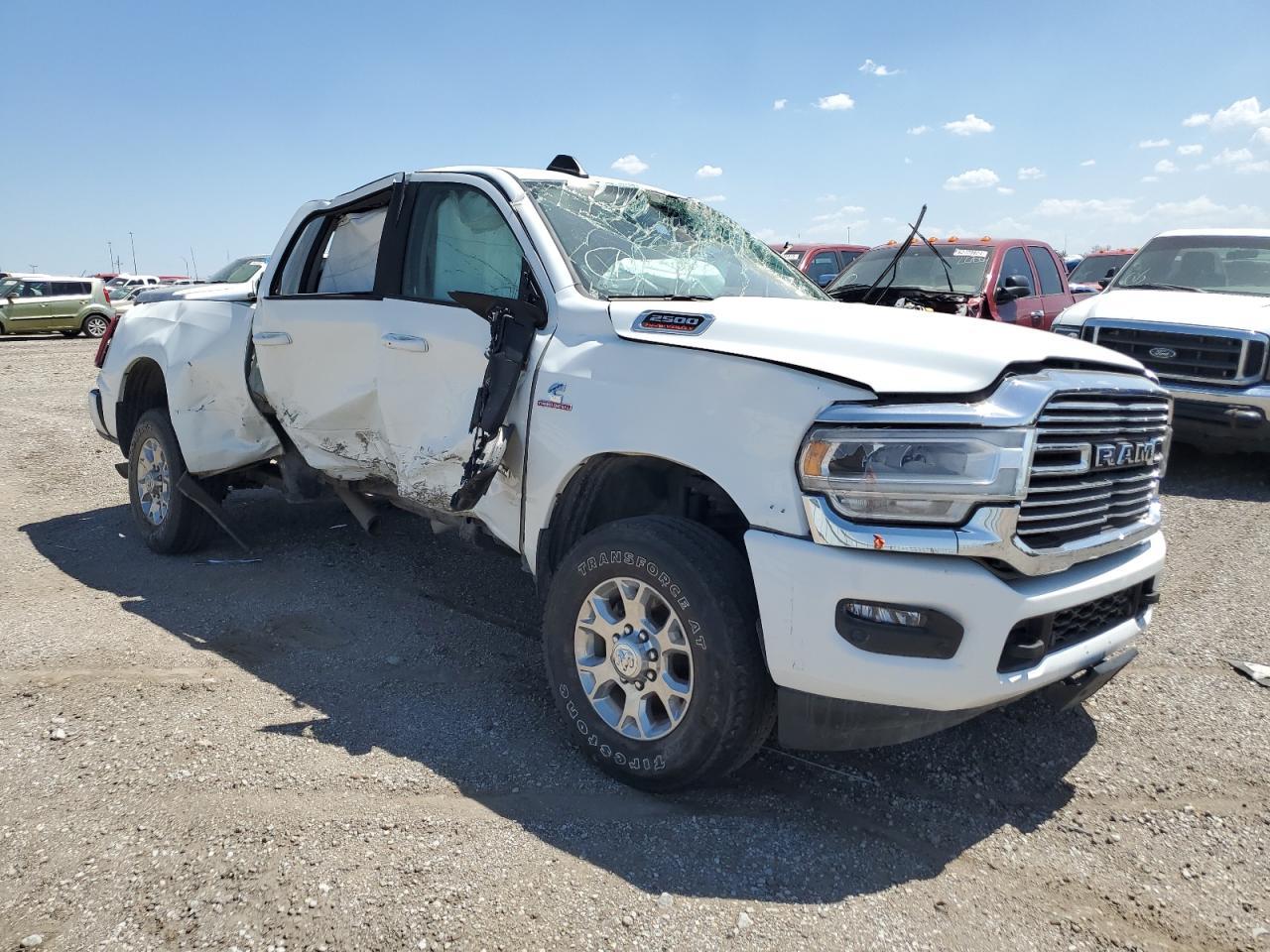 2024 Ram 2500 Laramie - Фото 4