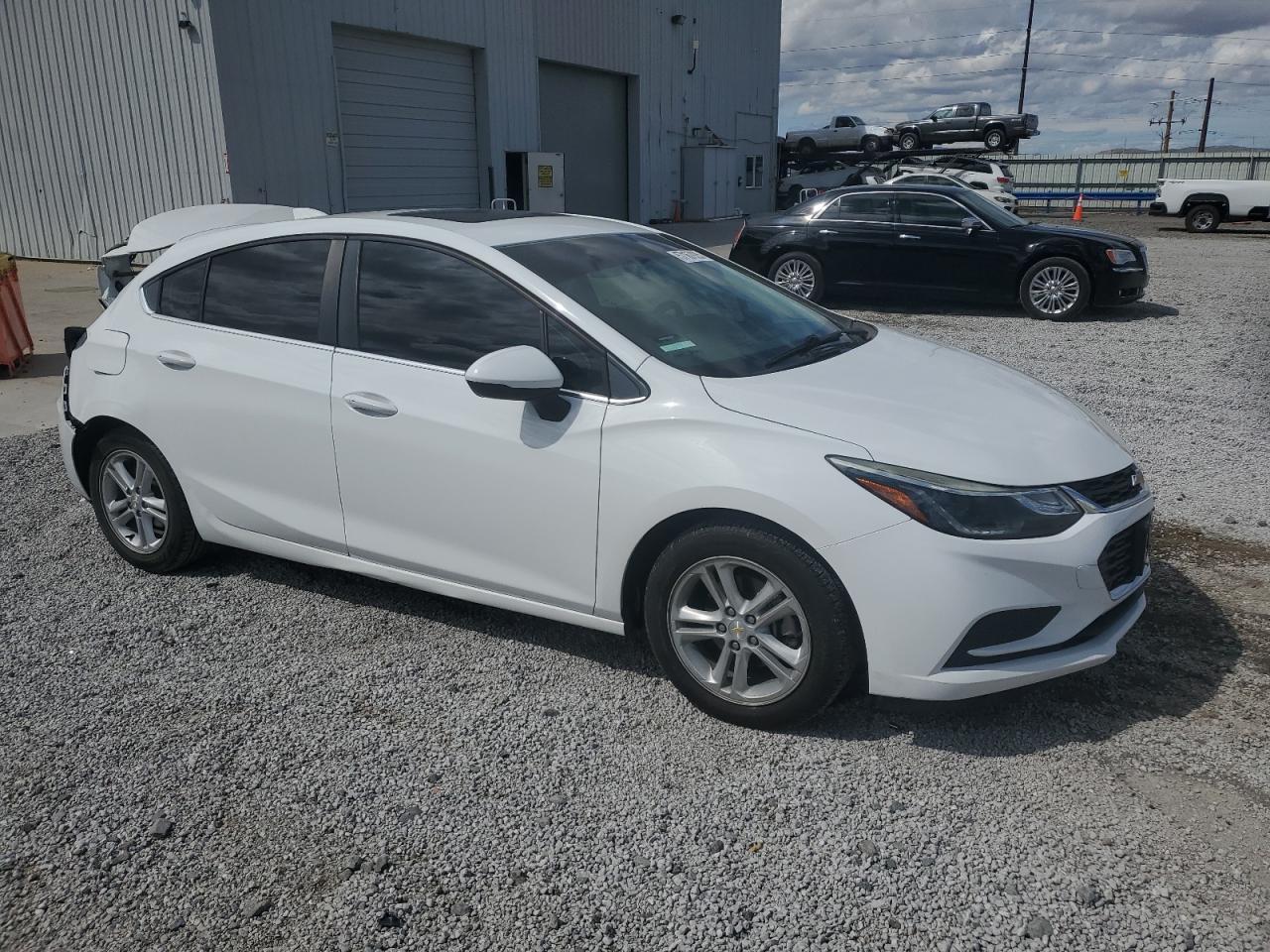 2017 Chevrolet Cruze Lt - Image 4