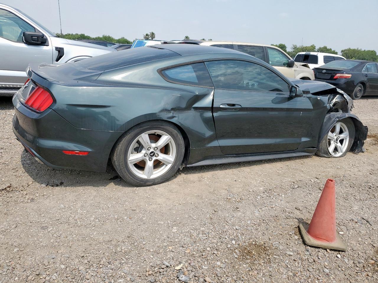 2015 Ford Mustang - Image 3