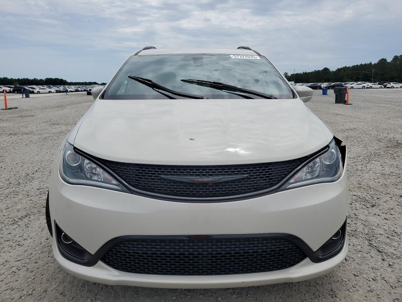 2020 Chrysler Pacifica Touring L - Image 5