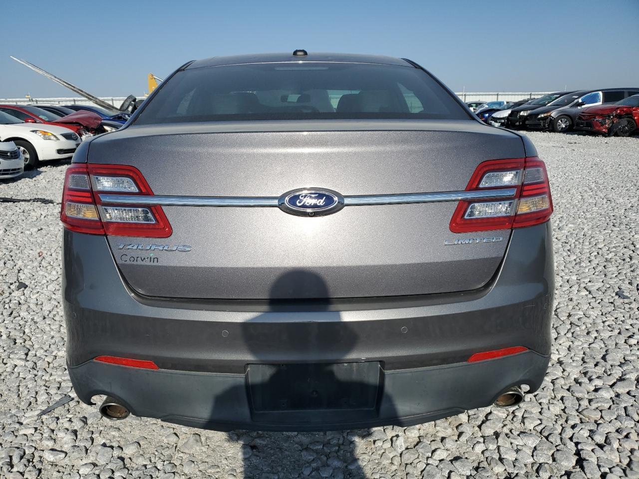 2013 Ford Taurus Limited - Image 6