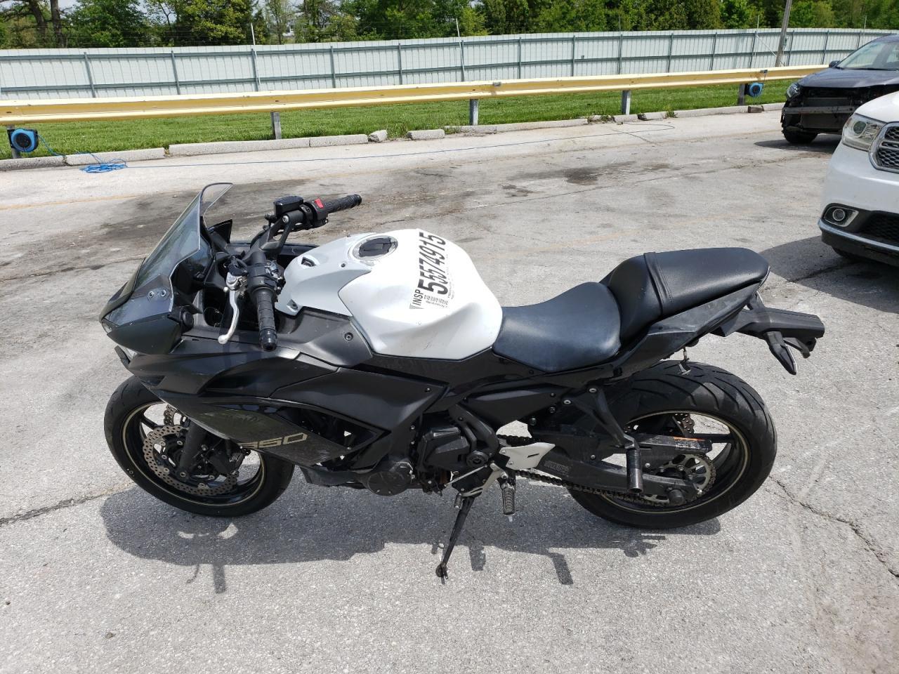 2024 Kawasaki Ex650 R - Фото 3