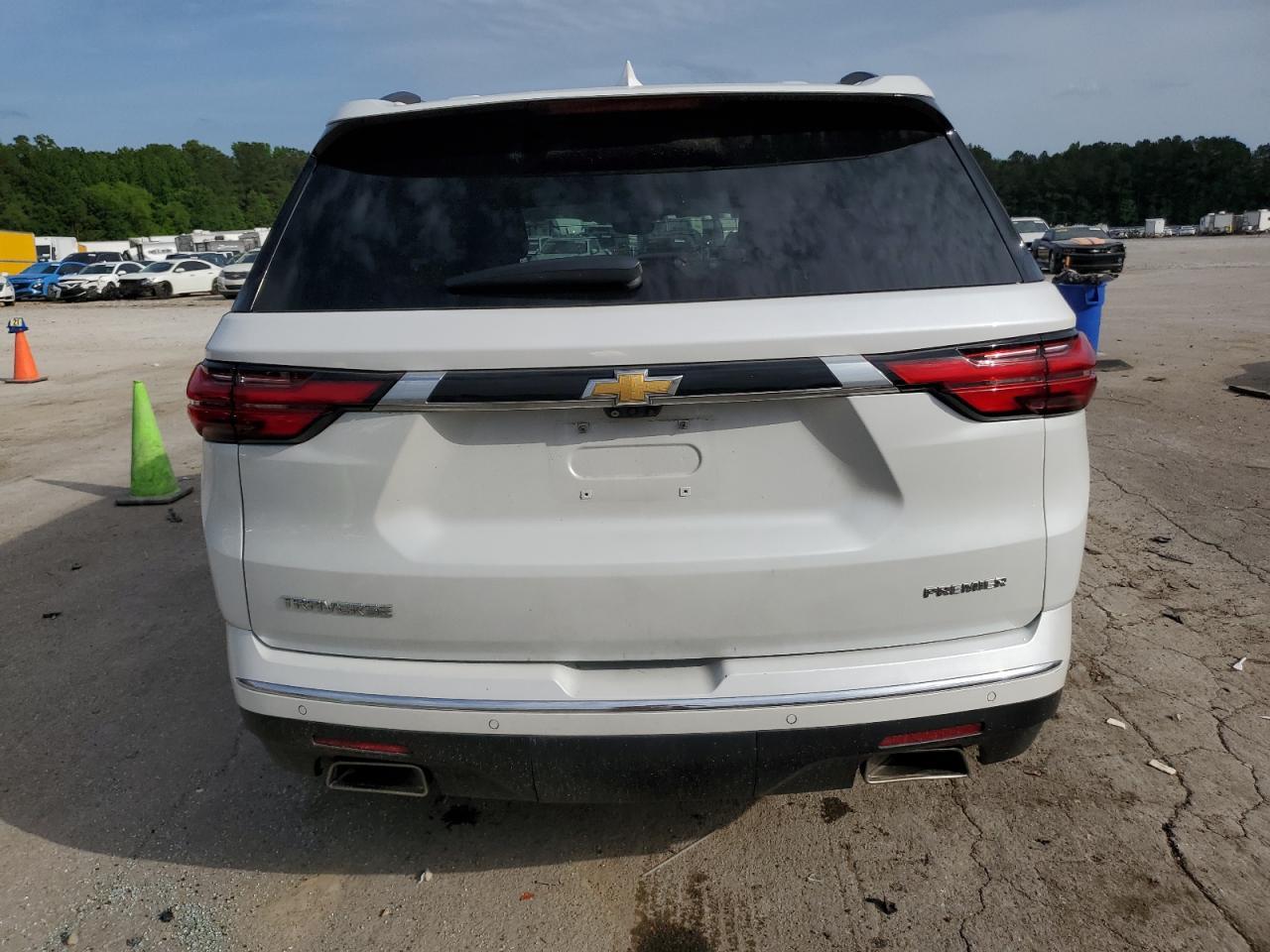 2022 Chevrolet Traverse Premier - Фото 6