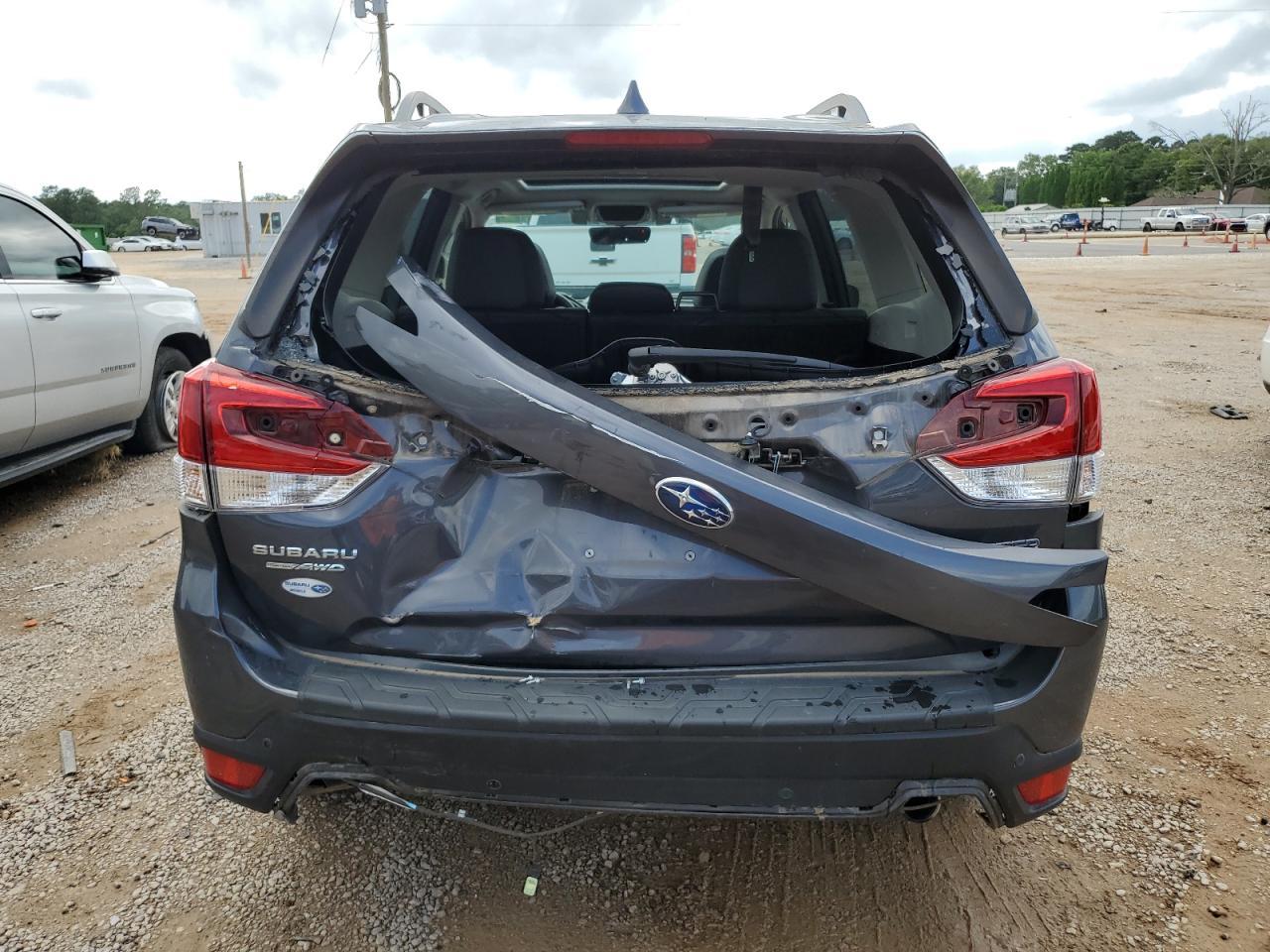 2021 Subaru Forester Touring - Image 6