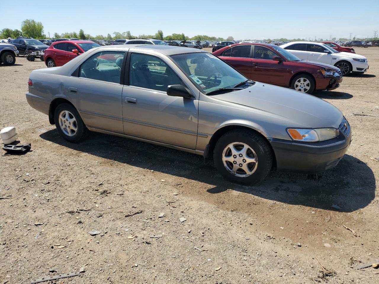 1998 Toyota Camry Ce - Фото 4