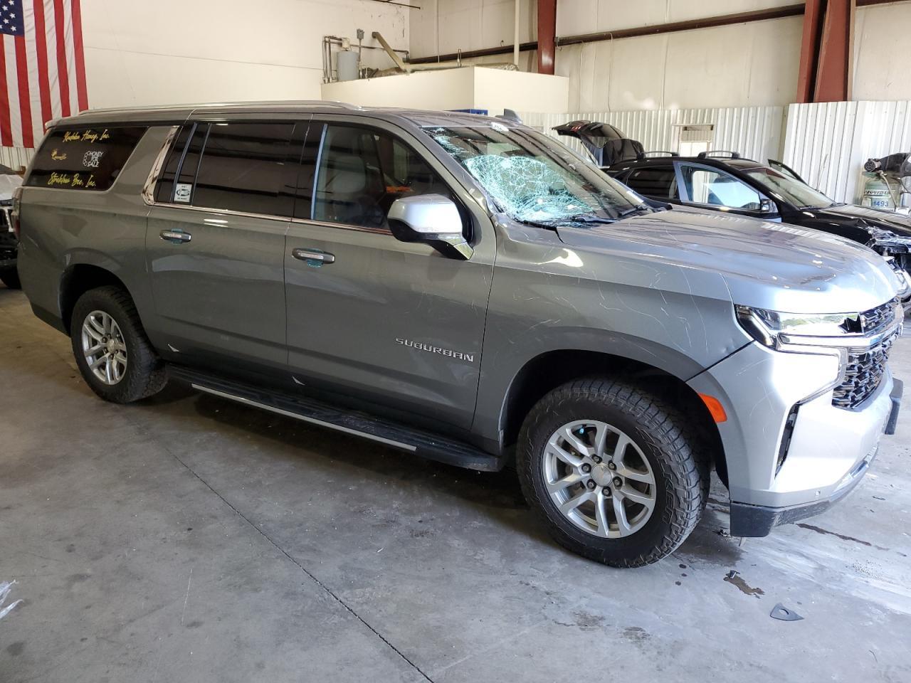 2023 Chevrolet Suburban K1500 Ls - Фото 4
