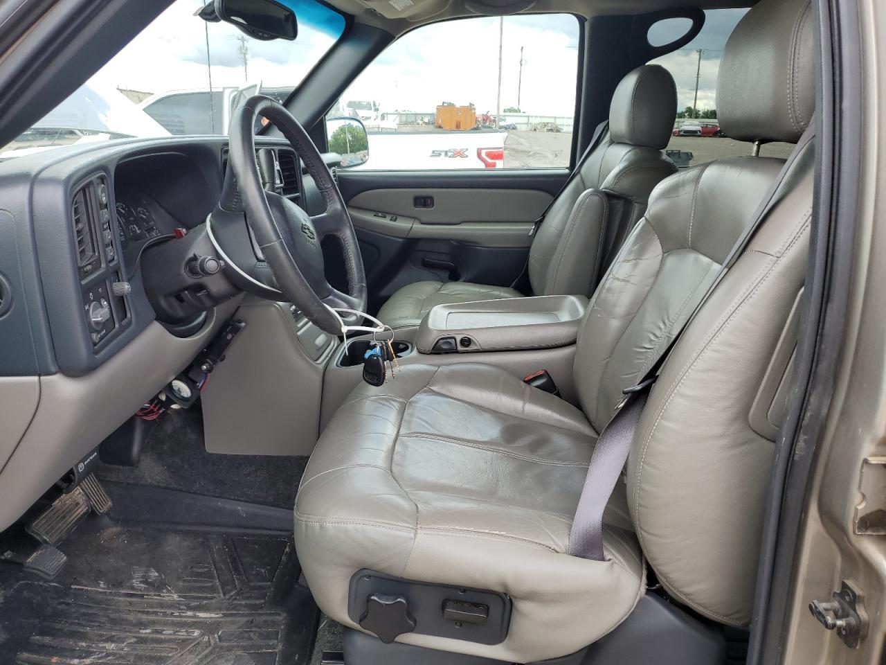 2000 Chevrolet Suburban K1500 - Image 7
