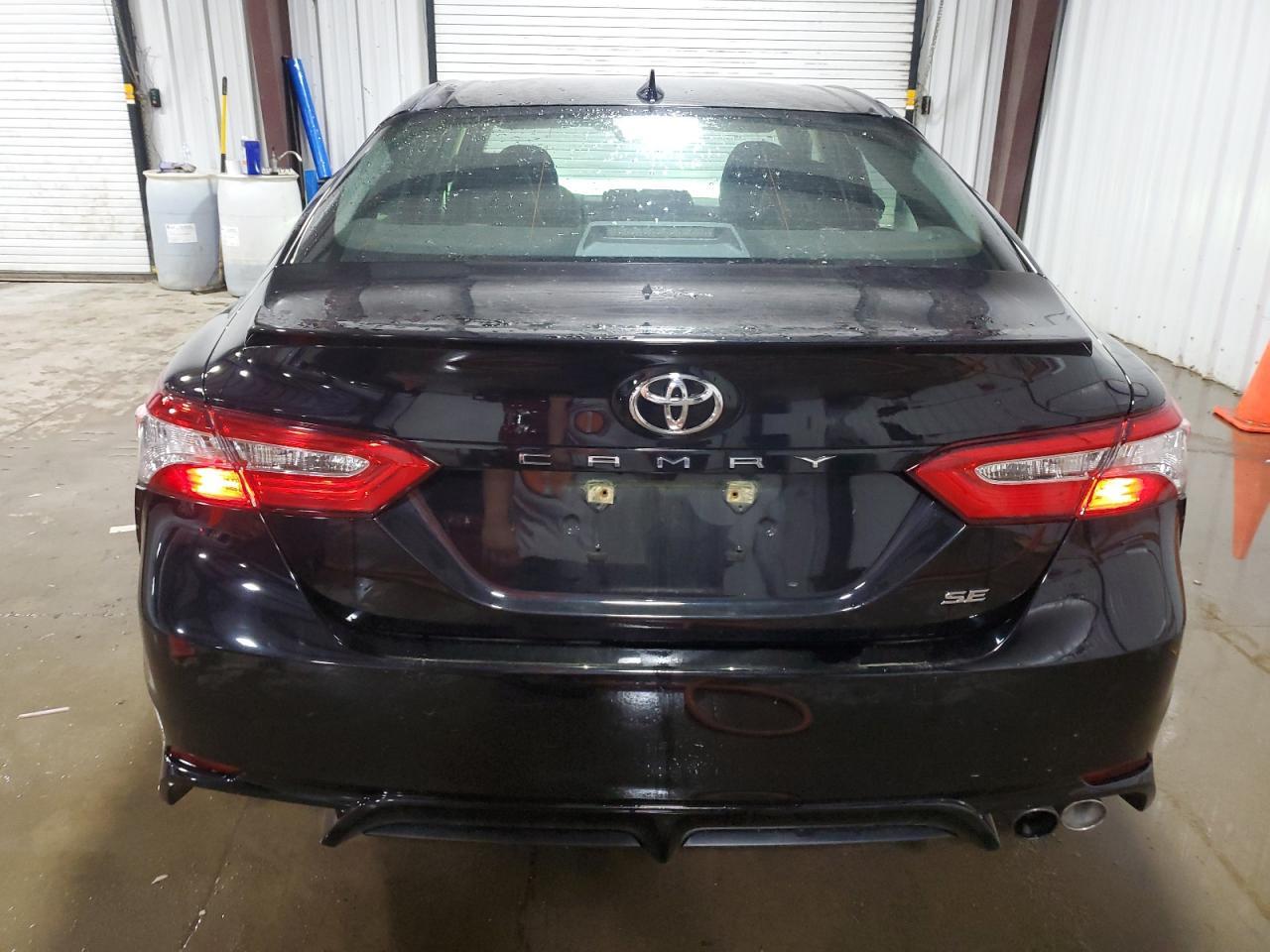 2020 Toyota Camry Se - Image 6