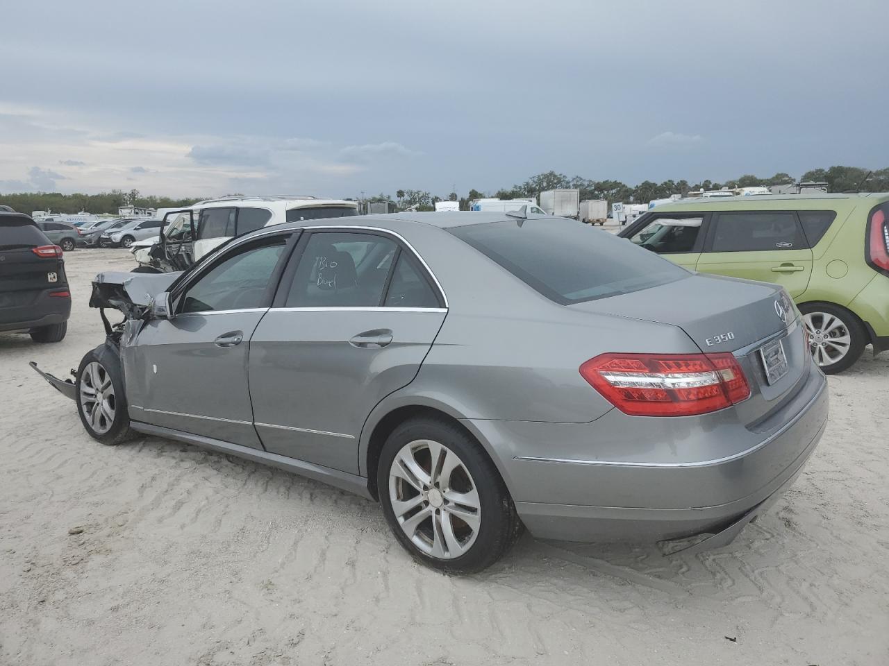 2010 Mercedes-Benz E 350 - Image 2