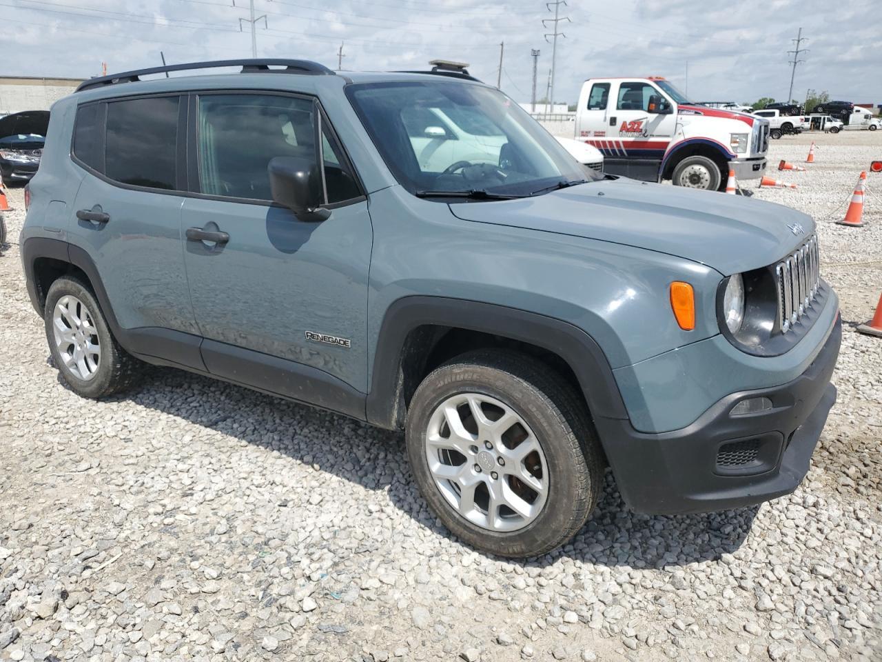 2018 Jeep Renegade Sport - Image 4
