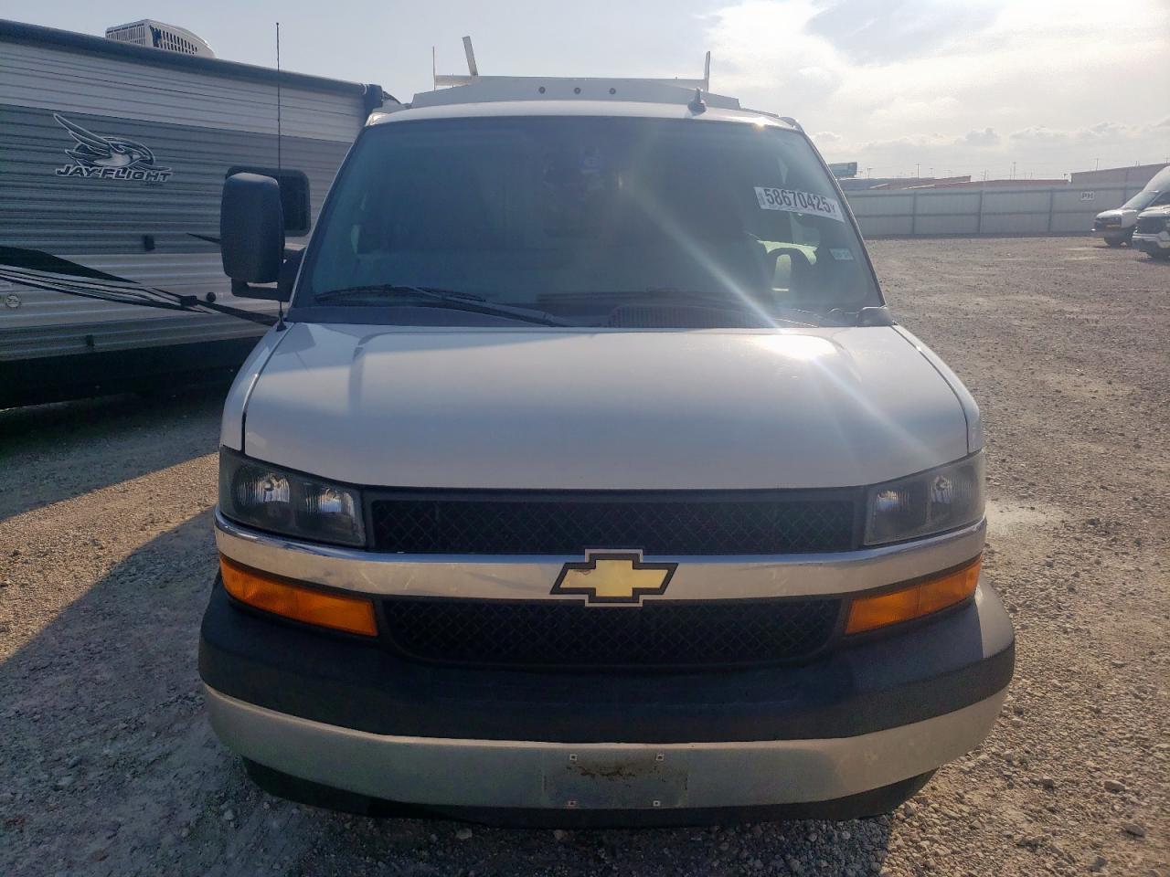 2020 Chevrolet Express G3500 - Image 5