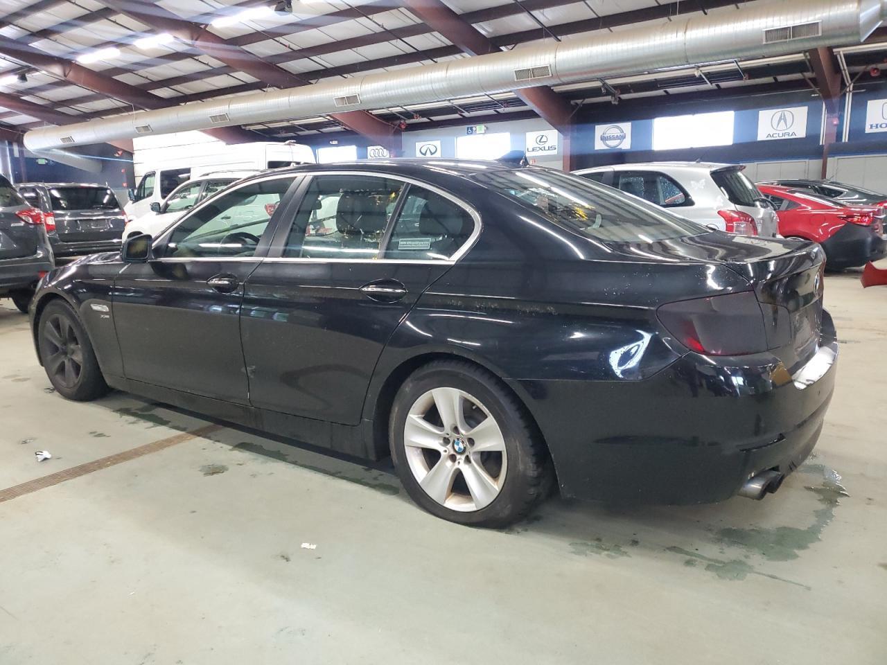 2012 BMW 528 Xi - Фото 2