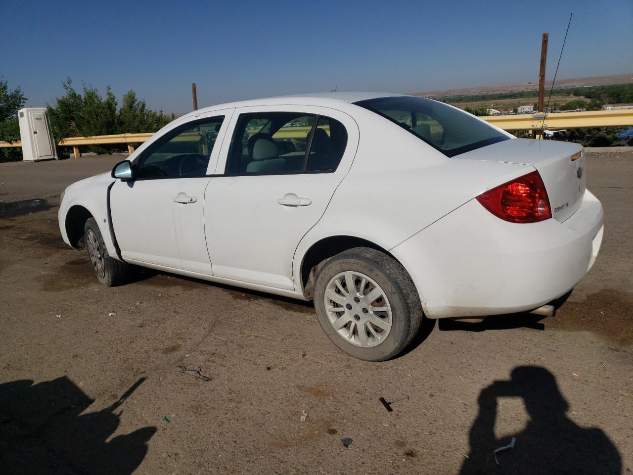 2008 Chevrolet Cobalt Ls - Image 2