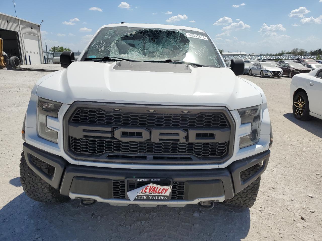 2017 Ford F150 Raptor - Image 5
