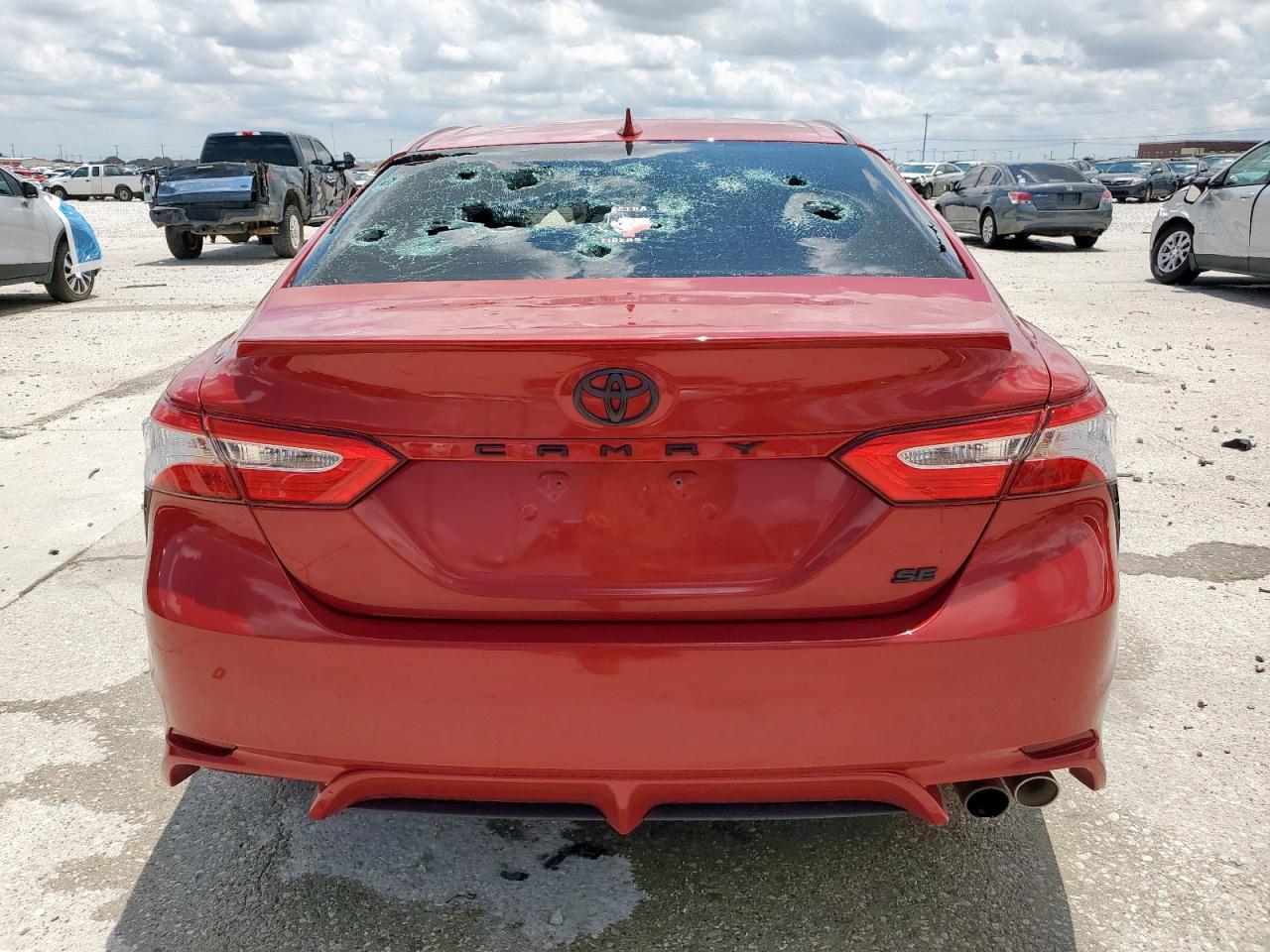 2020 Toyota Camry Se - Image 6