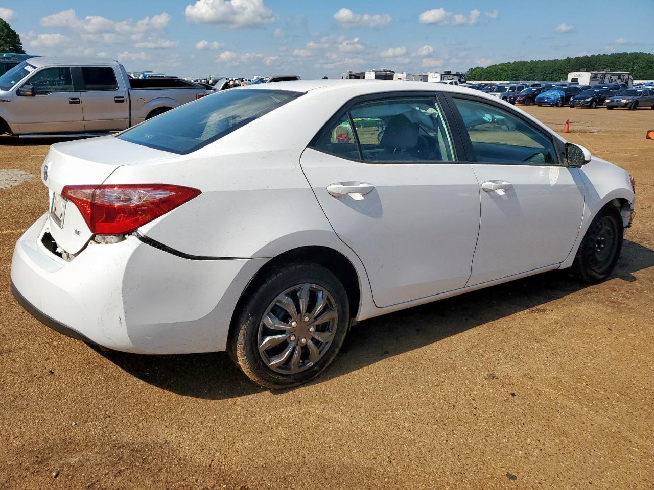 2018 Toyota Corolla L - Фото 3