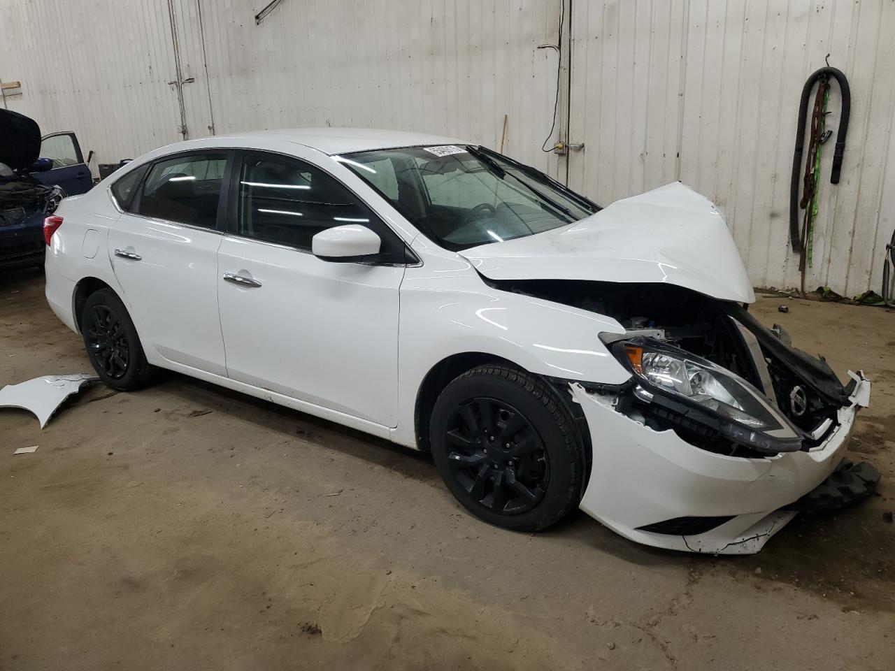 2016 Nissan Sentra S - Image 4