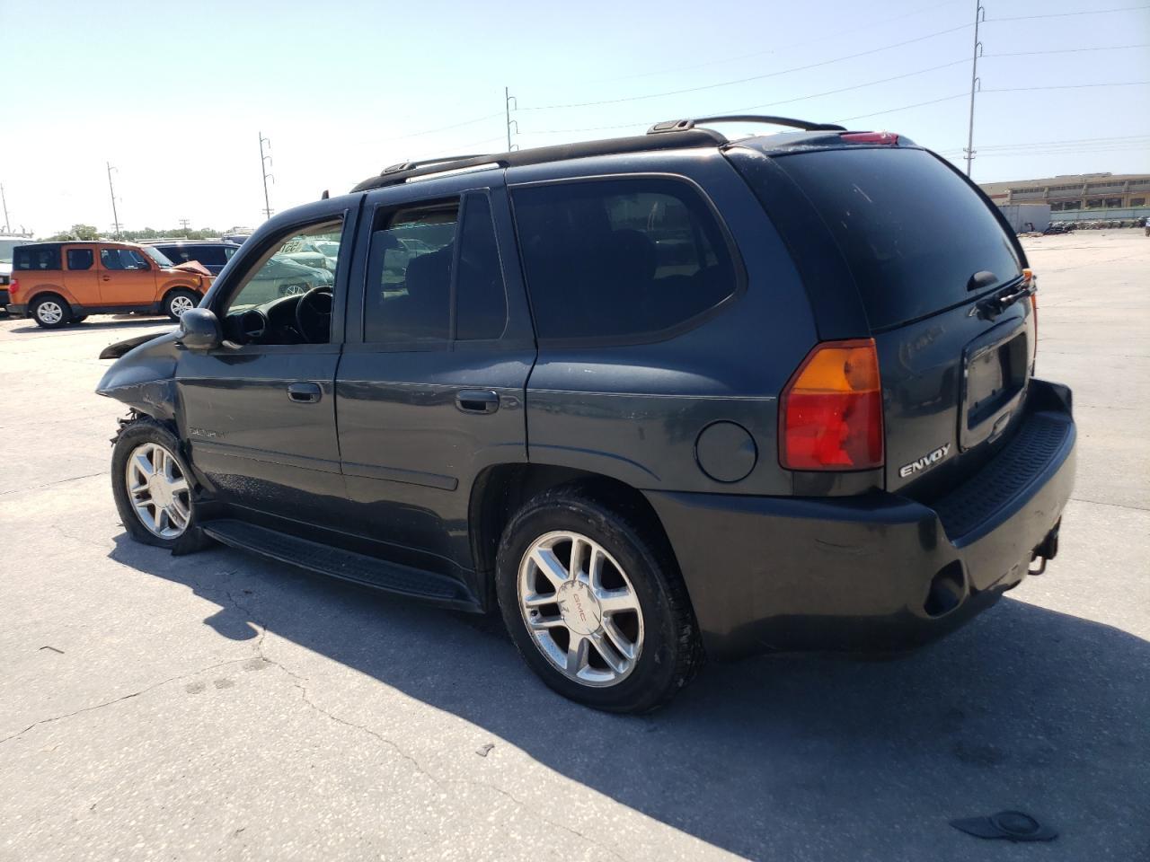 2006 GMC Envoy Denali - Фото 2