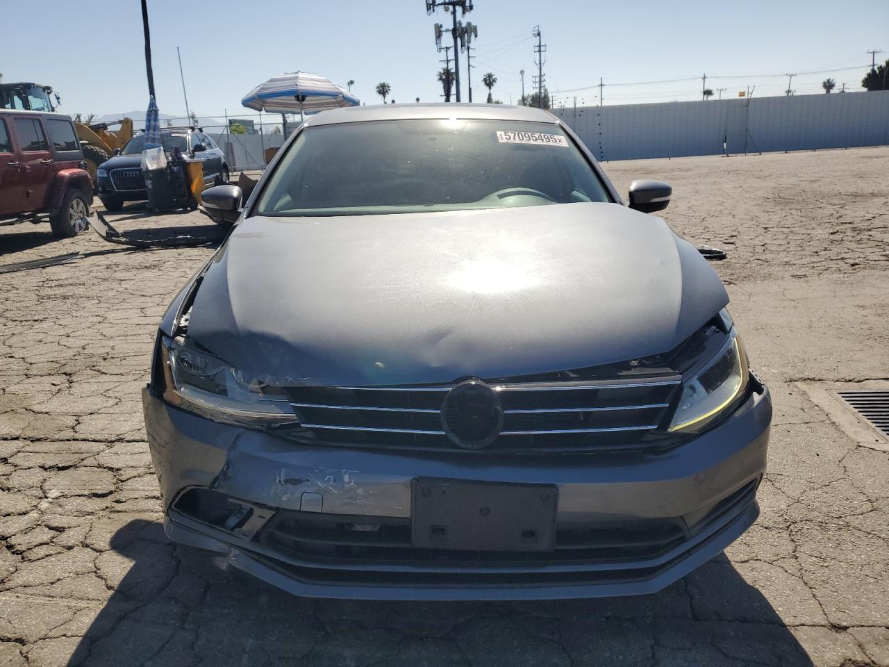 2017 Volkswagen Jetta Se - Image 5