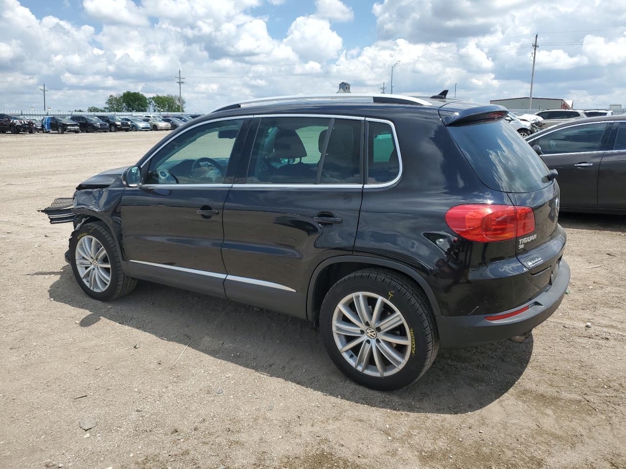 2016 Volkswagen Tiguan S - Image 2