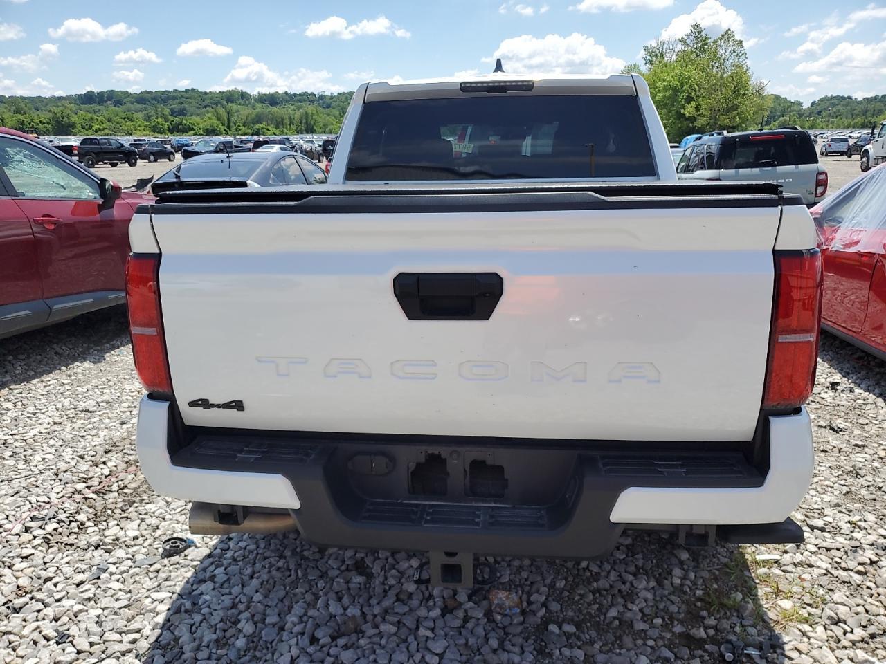 2024 Toyota Tacoma Double Cab - Image 6