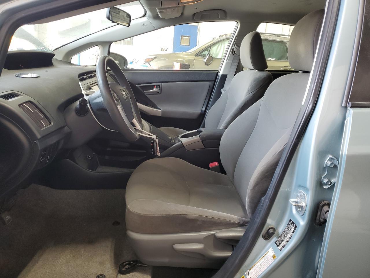 2013 Toyota Prius - Фото 7