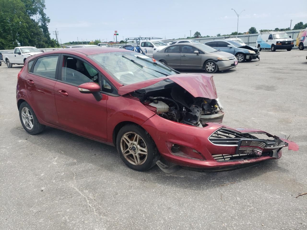 2017 Ford Fiesta Se - Фото 4