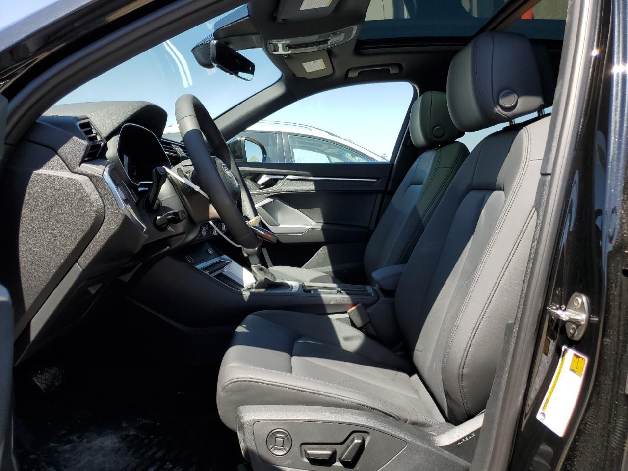 2025 Audi Q3 Premium S Line 45 - Фото 7