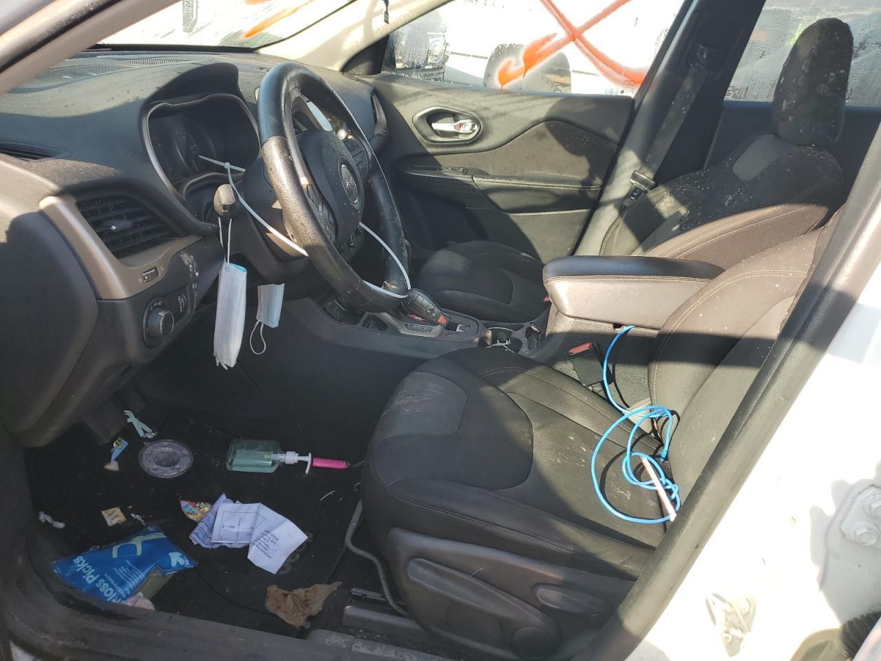 2016 Jeep Cherokee Sport - Фото 7