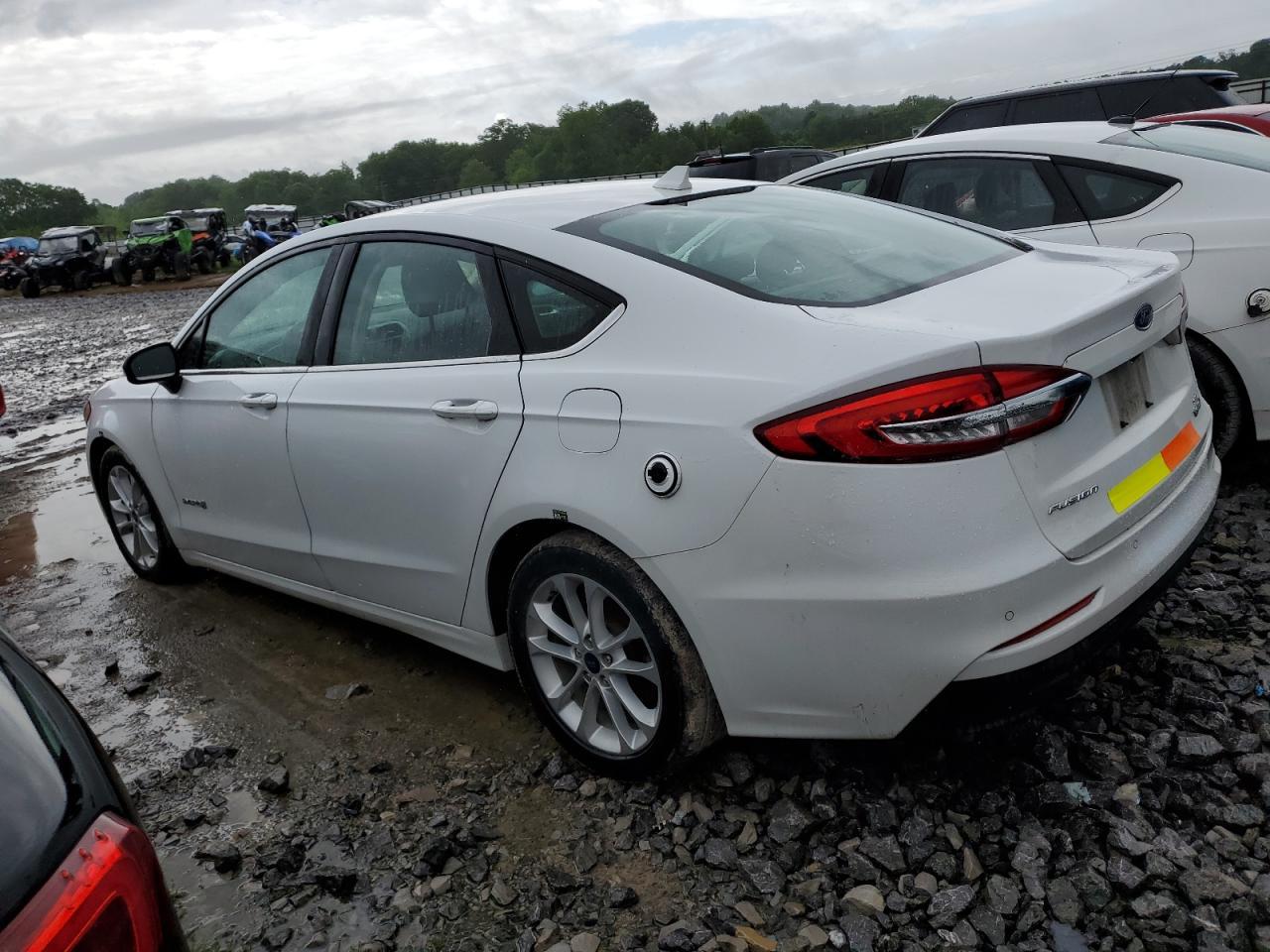 2019 Ford Fusion Se - Image 2