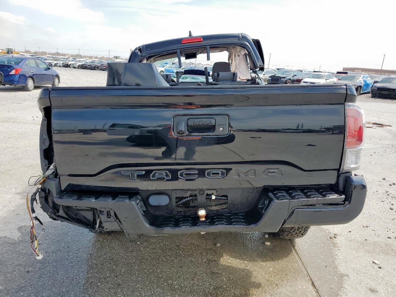 2020 Toyota Tacoma Access Cab - Фото 6