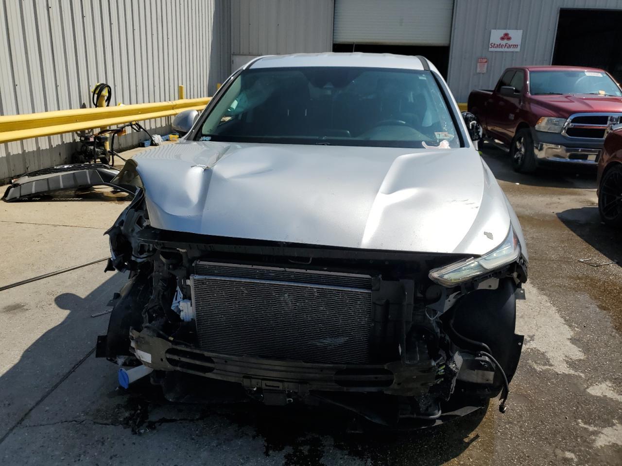 2019 Hyundai Santa Fe Se - Image 5