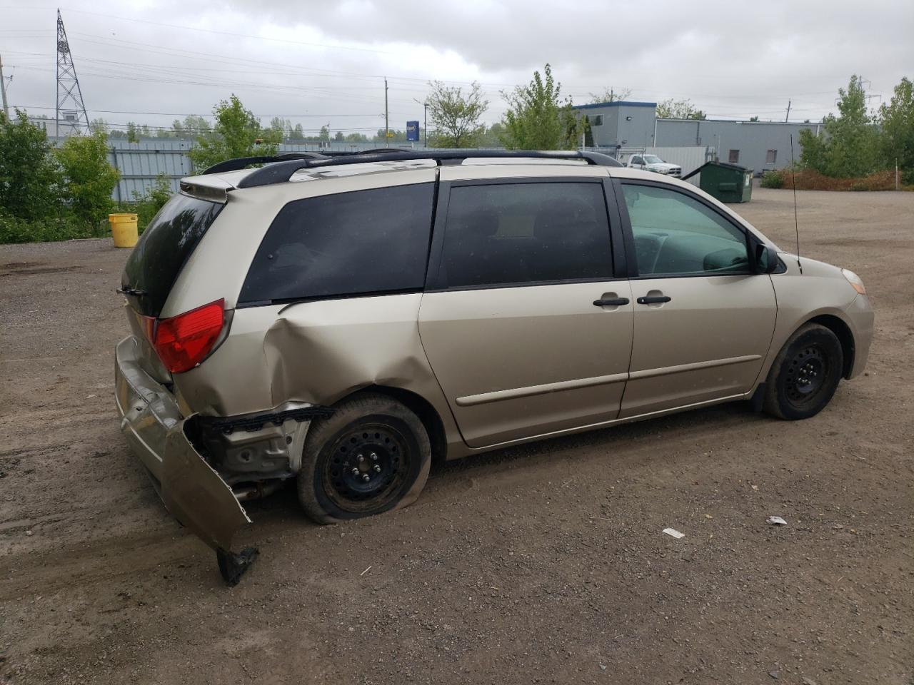2009 Toyota Sienna Ce - Image 3