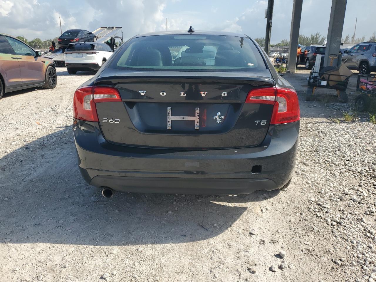 2013 Volvo S60 T5 - Image 6