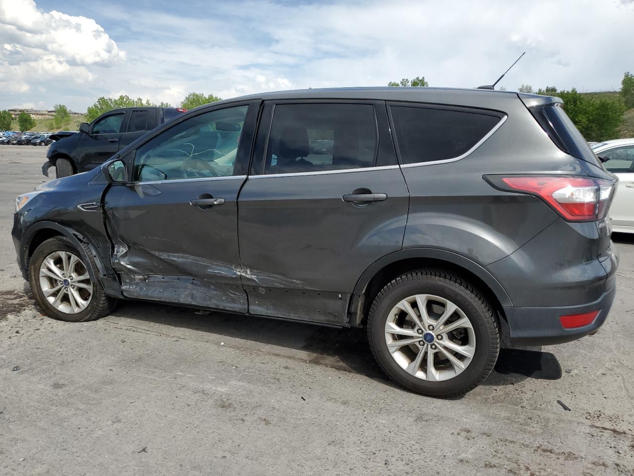 2017 Ford Escape Se - Фото 2