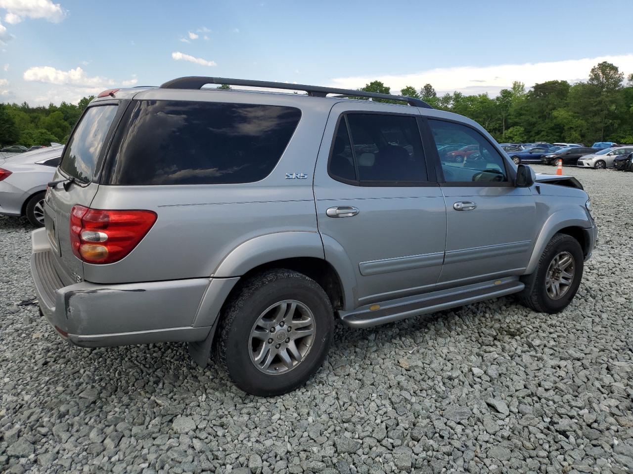 2004 Toyota Sequoia Sr5 - Фото 3