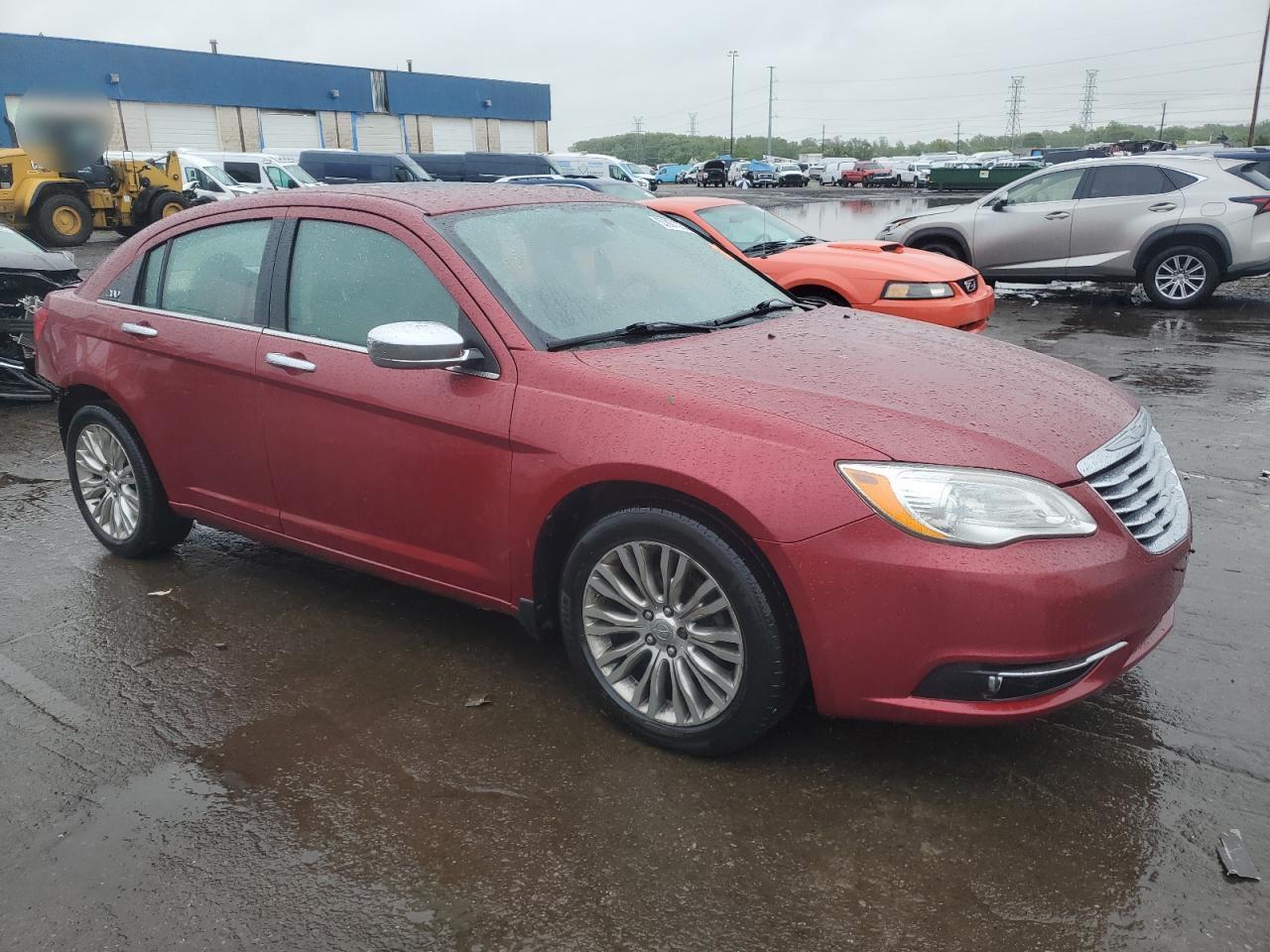 2012 Chrysler 200 Limited - Image 4