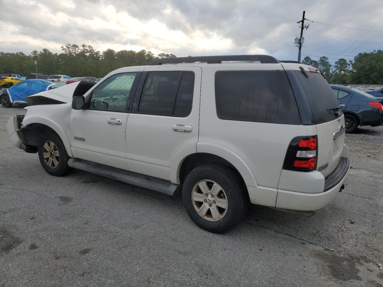 2008 Ford Explorer Xlt - Фото 2